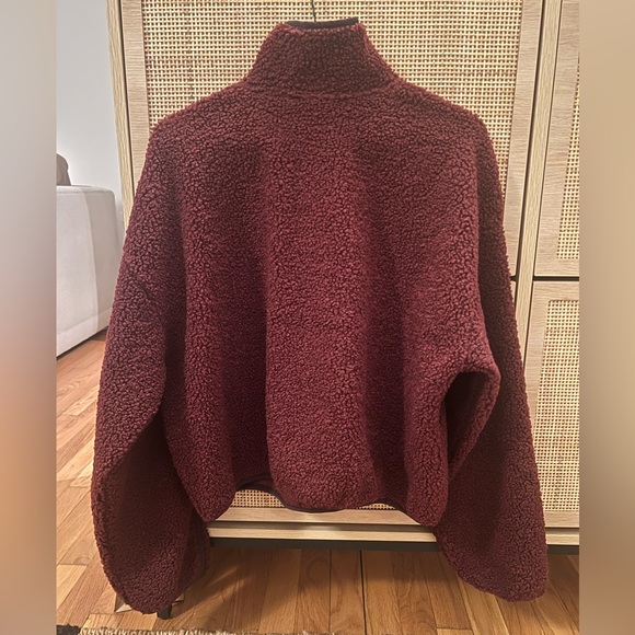 Gap Sherpa Half Zip in Size Small - Picture 2 of 3